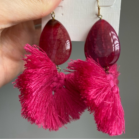 Neiman Marcus Macrame Tassel Drop Shape Stone Pink Fascia  NWT & Box - Picture 7 of 10